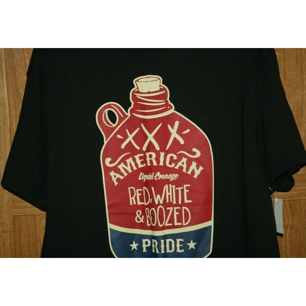 MEN'S HPI BLACK T-SHIRT "RED, WHITE & BOOZED PRIDE"  SZ L  Short Sleeves NEW
